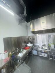 Changi Road (D14), Retail #580089951